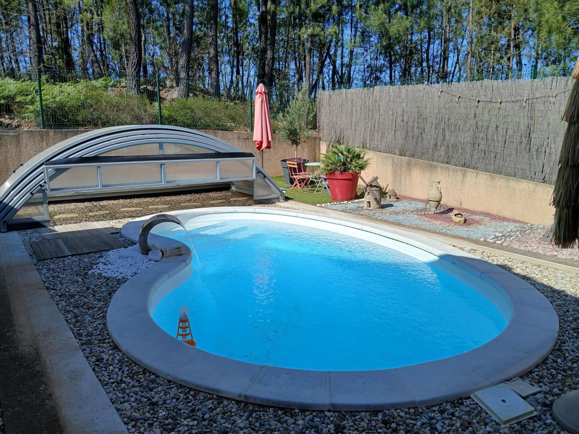 Chalet Charmant Avec Piscine 马克日 外观 照片